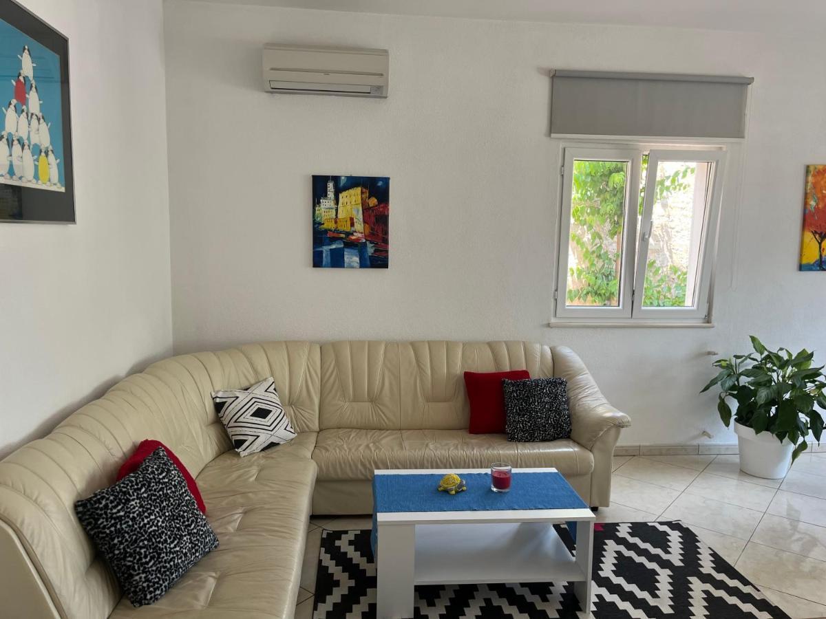 Old Town Center Apartments Supetar Zewnętrze zdjęcie